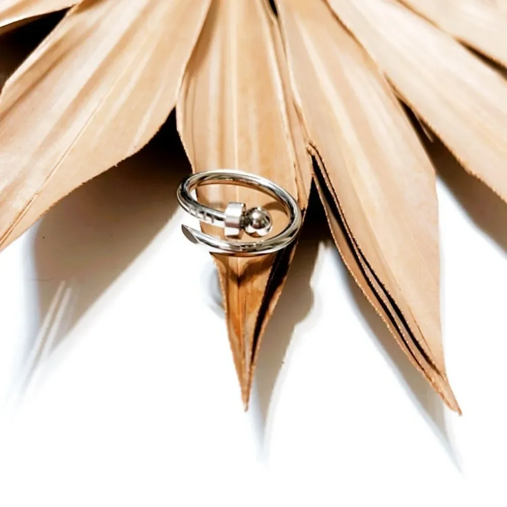 nail  ring  S426